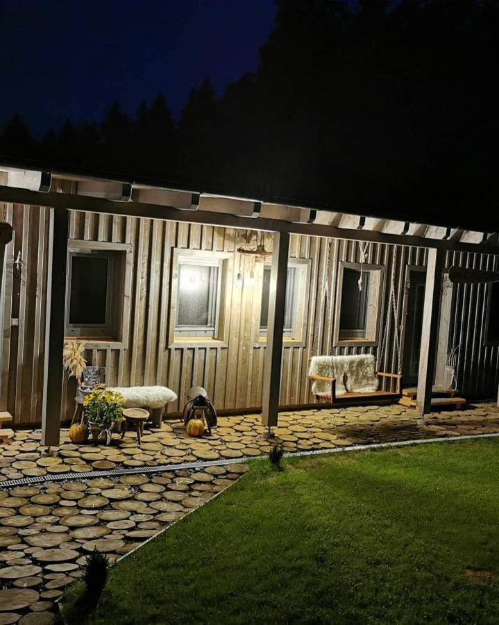 Kamp Erlebnisbauernhof Gutschi Ranch מראה חיצוני תמונה
